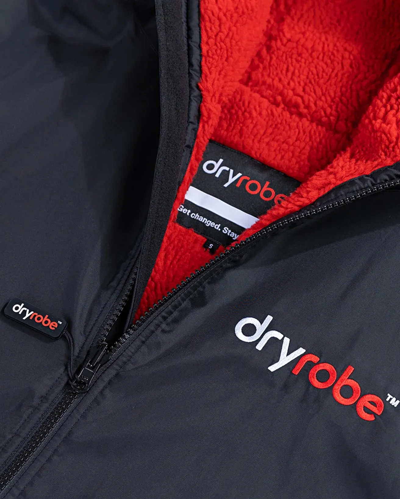 Advance Long Sleeved in Black & Red