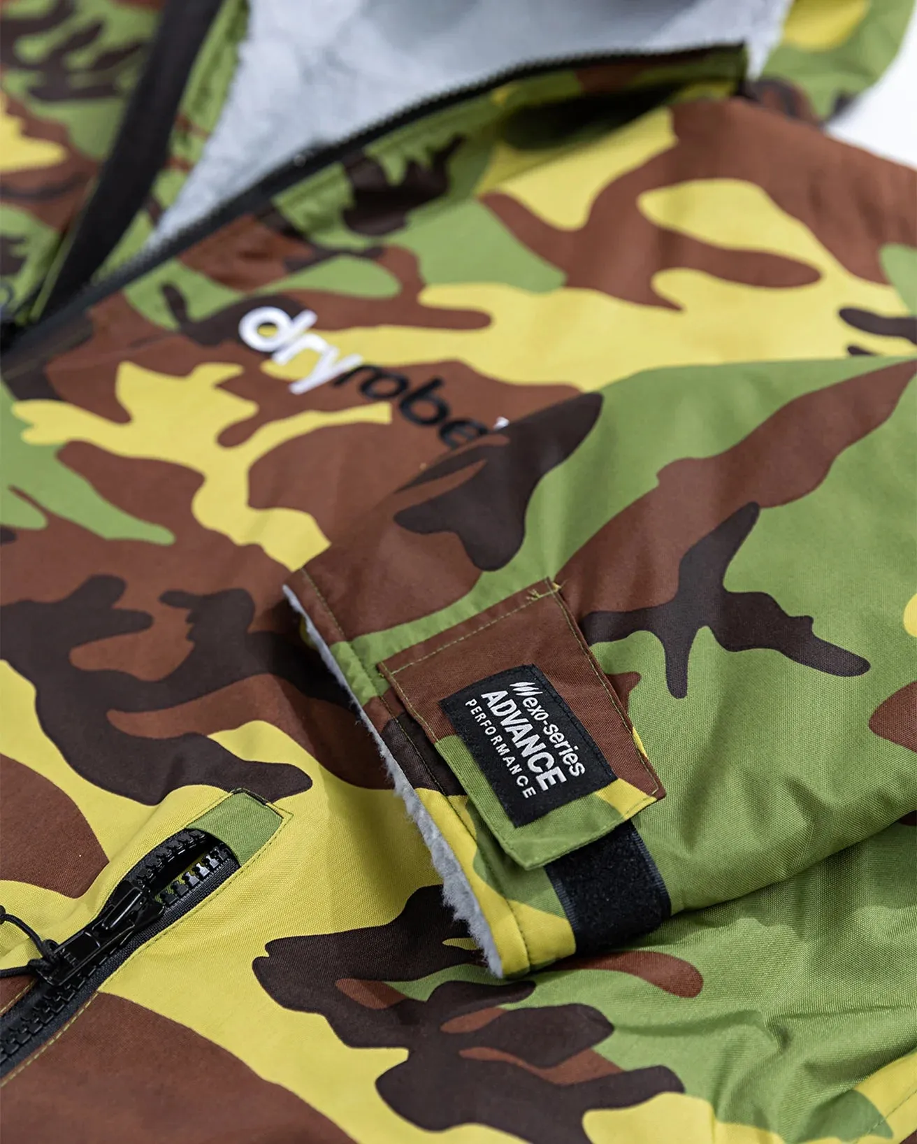 Advance Long Sleeved in Camo & Grey