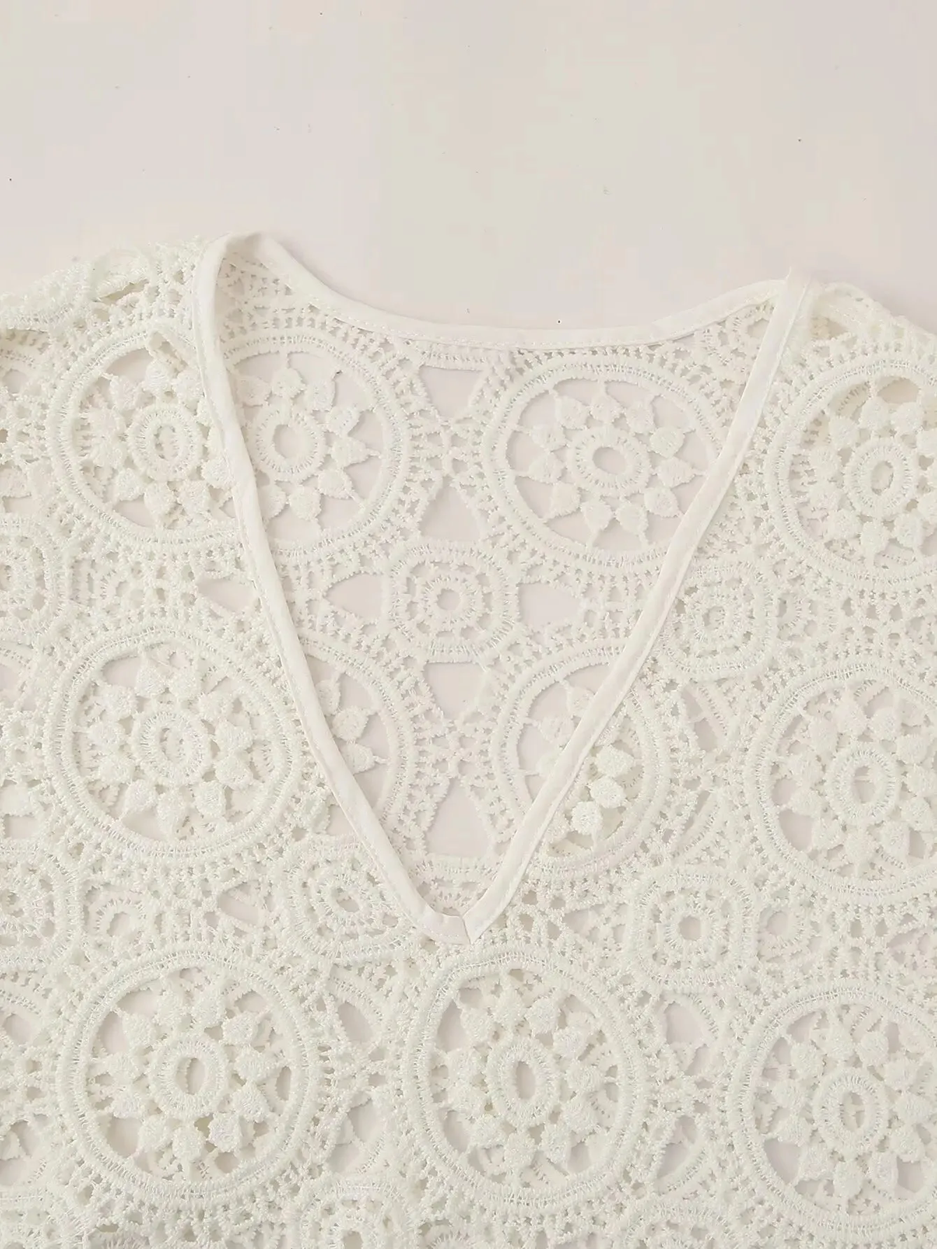 Girlary Crochet Flower Hollowed Out Midi Dress Women 2024 New V Neck Flare Sleeves Loose Robes Female Fashion Vacation Beach Vestidos