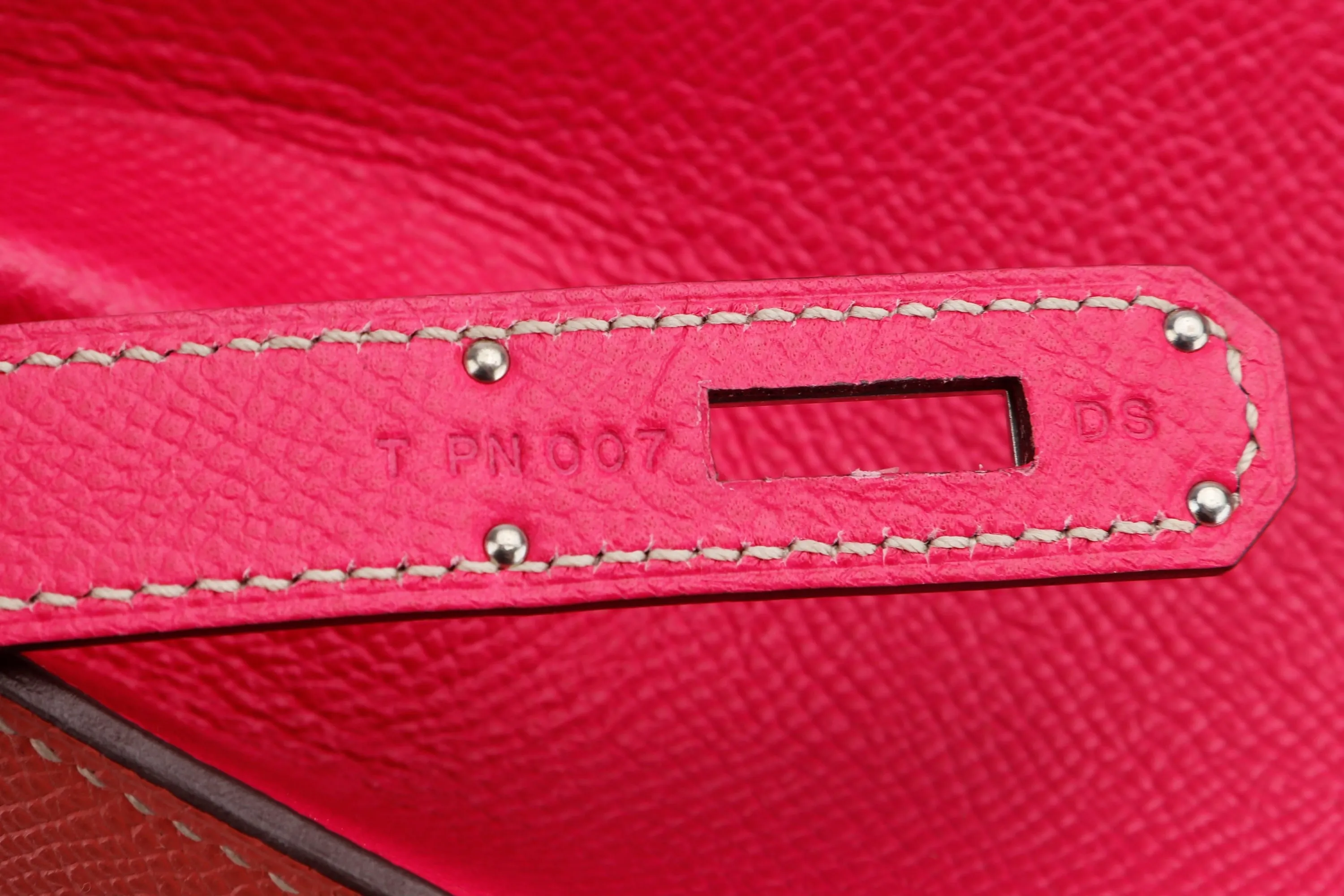 HERMES KELLY 28CM HSS SELLIER (STAMP T (2015)) TRI-COLOR FLAMINGO, ROSE TYRIEN & BLUE GLACIER, BRUSHED SILVER HARDWARE,  WITH KEYS, LOCK, STRAP, RAINCOAT & DUST COVER