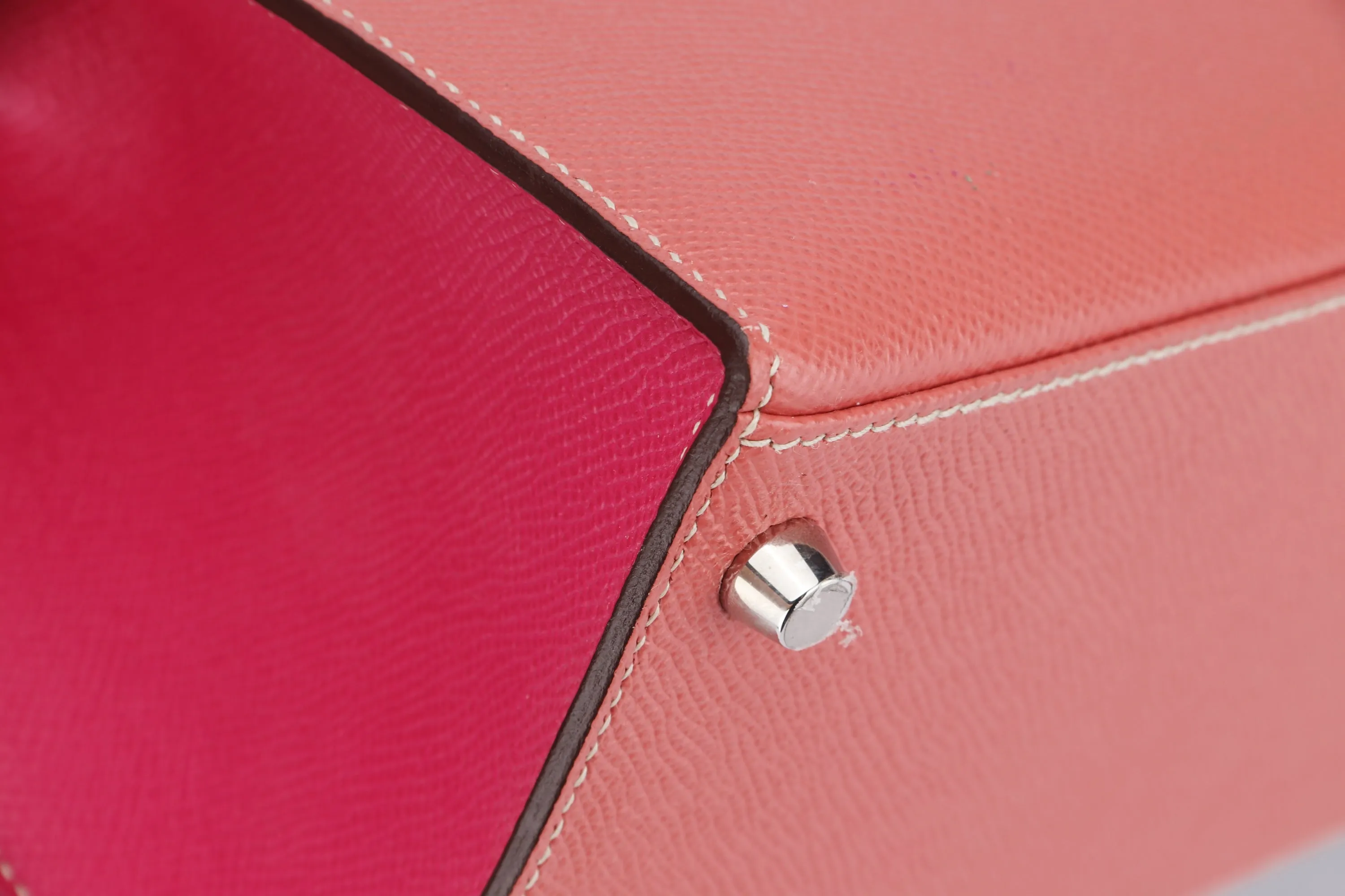 HERMES KELLY 28CM HSS SELLIER (STAMP T (2015)) TRI-COLOR FLAMINGO, ROSE TYRIEN & BLUE GLACIER, BRUSHED SILVER HARDWARE,  WITH KEYS, LOCK, STRAP, RAINCOAT & DUST COVER