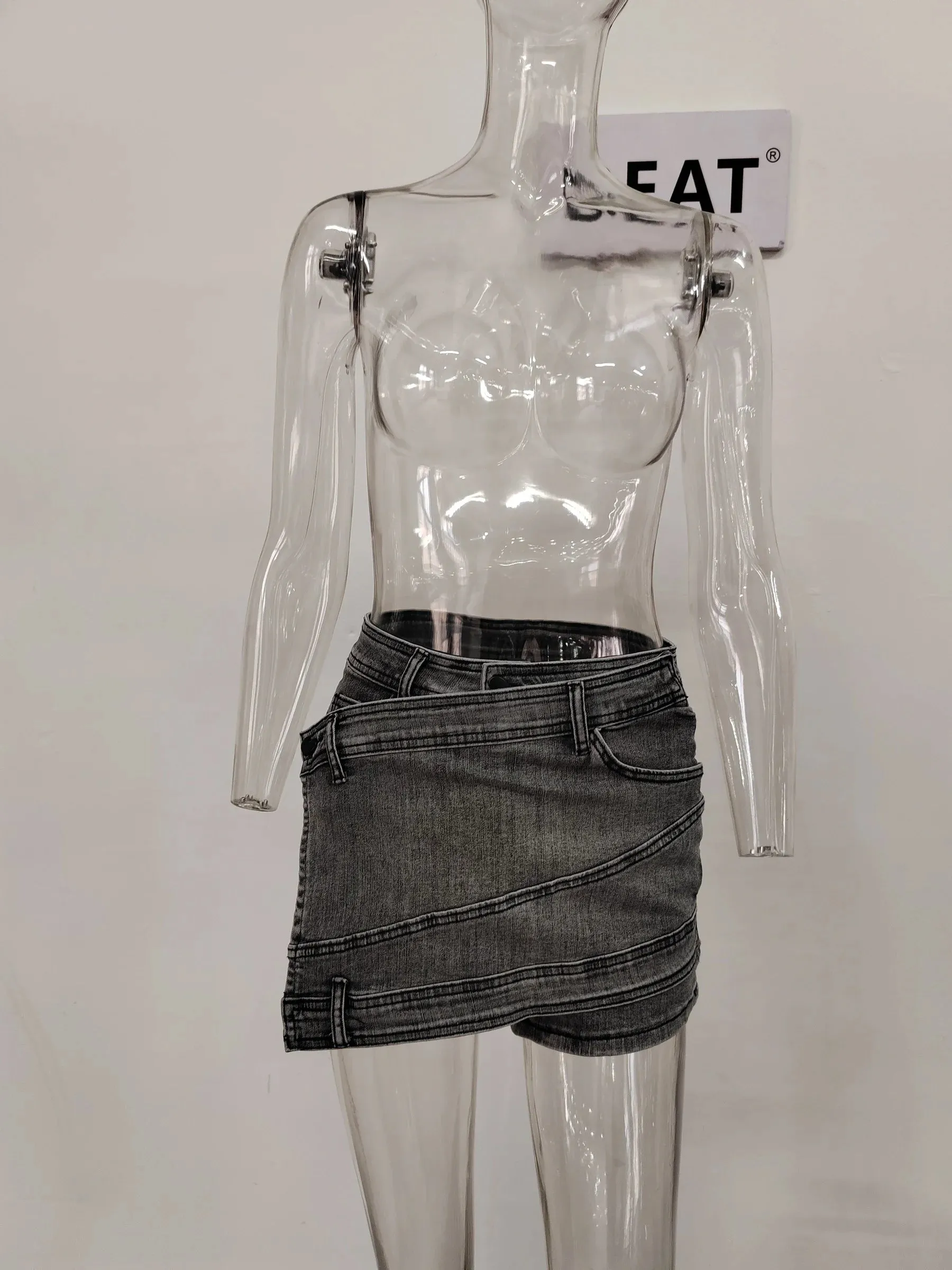 LVSANW DEAT Fashion Women's Denim Skirt New High Waist Irregular Chain Spliced Gray Above Knee Skirts Female Tide Summer 2024 17A1443