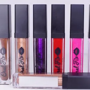 Oral Fix Beauty Lip Gloss Set (All 6 Glosses   2 Beauty Cloths)