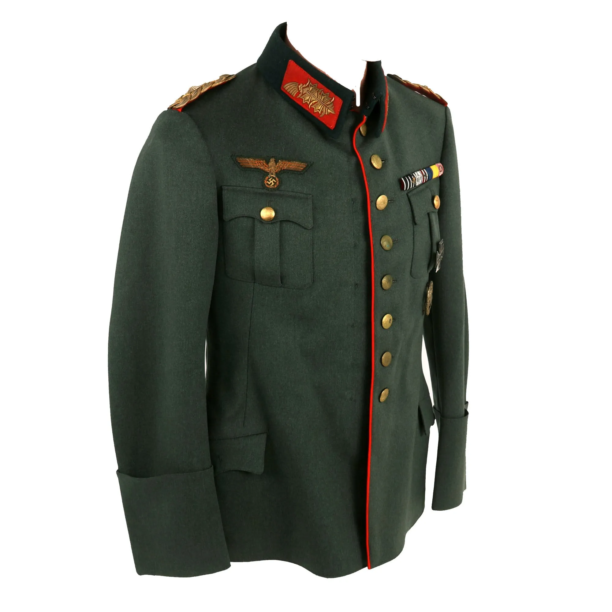 Original German WWII III Army Corps General der Kavallerie Baron Franz von Dalwigk of Lichtenfels Uniform Set - Formerly Part of the A.A.F. Tank Museum